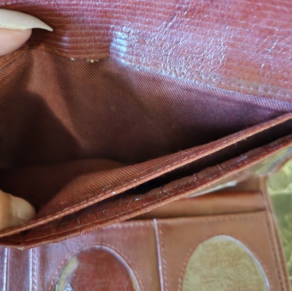 GUC Fossil leather Wallet - Picture 5 of 9